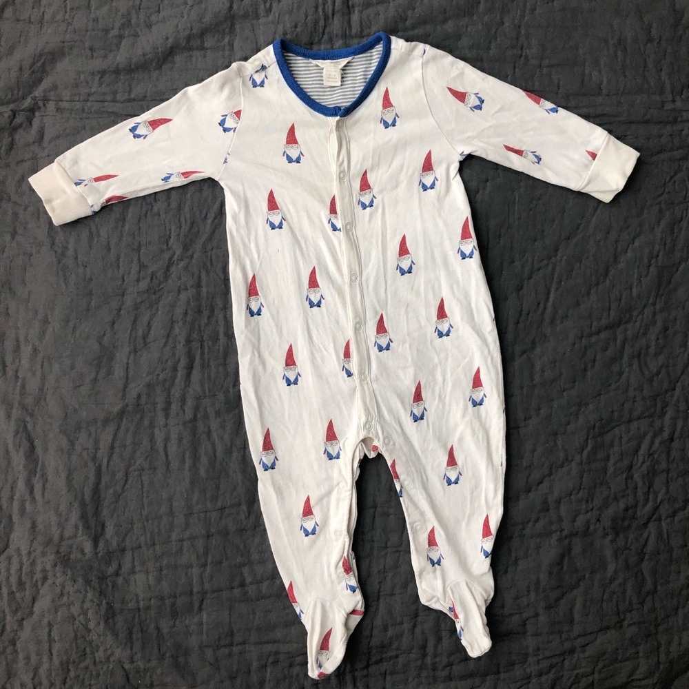 Baby Gap organic cotton gnome footies size 3-6mo